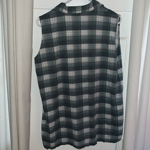 Daniel Caron Green Plaid Button Down Blouse Size M - Picture 3 of 3